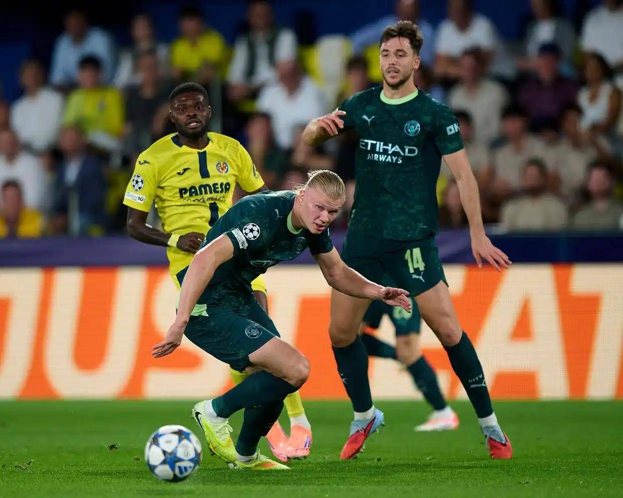 比利亚雷亚尔训练开放日,国际比赛日篮板制胜引欢呼,德国杯在即,球探报告显示潜力的简单介绍 比利亚雷亚尔训练开放日,国际比赛日篮板制胜引欢呼,德国杯在即,球探报告显示潜力的简单介绍