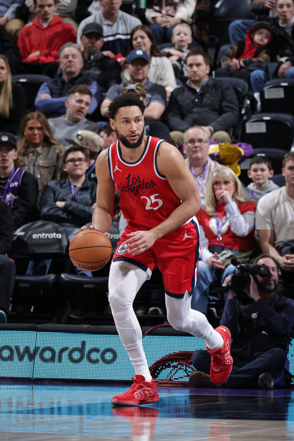 英雄联盟电竞- 赛后克里夫兰骑士主帅复盘：全明星赛节点到来，气氛紧张，球队文化再被提及