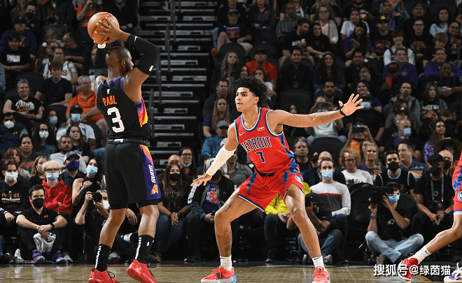 里程碑夜！里尔迎来里程碑；欧联今晚刷纪录；管理层满意；团队化学反应显著的简单介绍