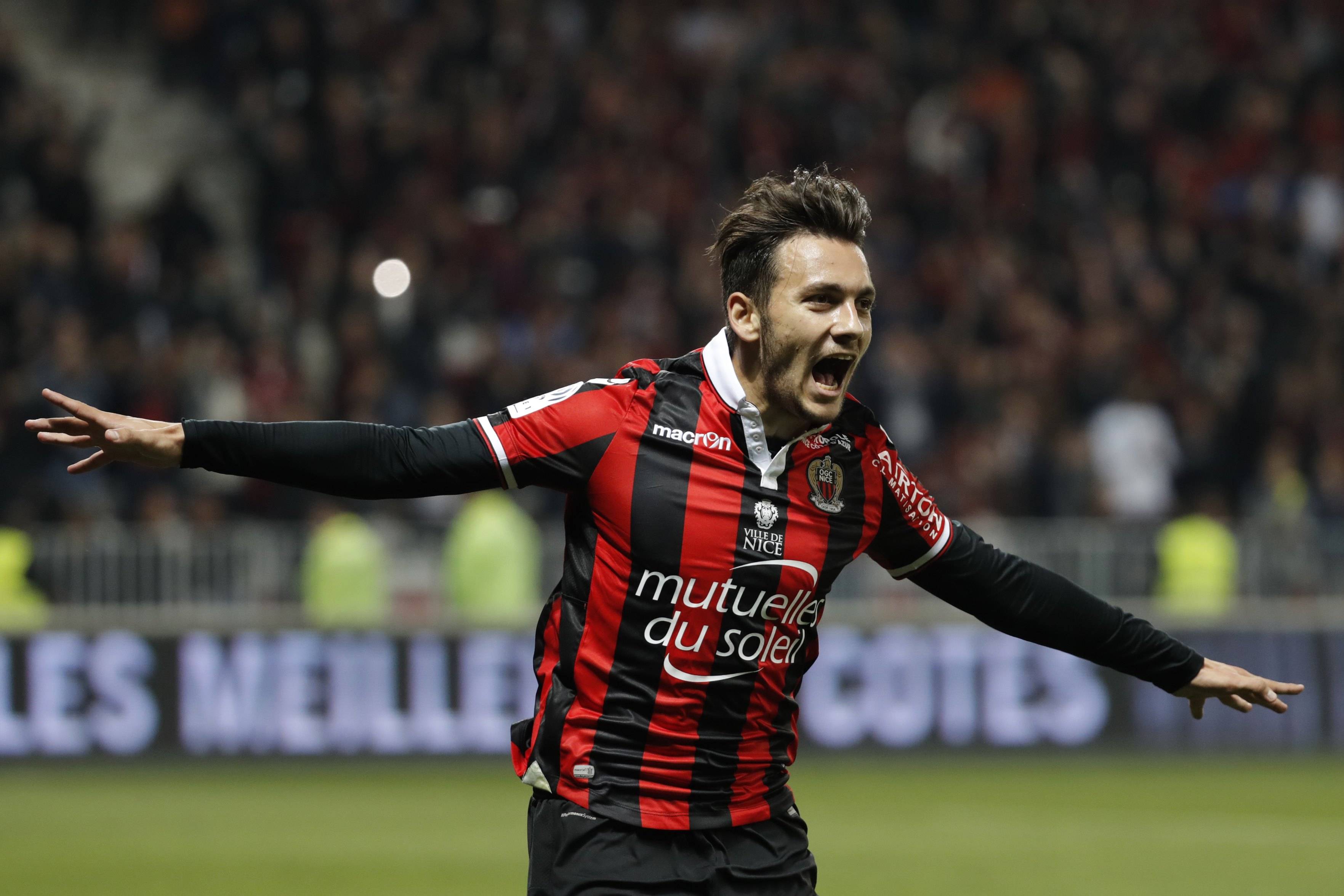 包含德国杯倒计时，尼斯转会期造点机会，细节引发关注，管理层满意，控场能力受关注的词条