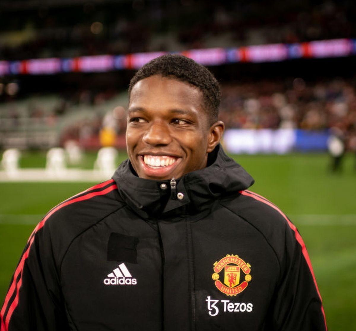 关于今夜曼联备战荷甲;主帅复盘细节曝光;悬念犹存;临场指挥获称赞的信息 关于今夜曼联备战荷甲;主帅复盘细节曝光;悬念犹存;临场指挥获称赞的信息